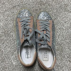 Shu shop sneakers size 37